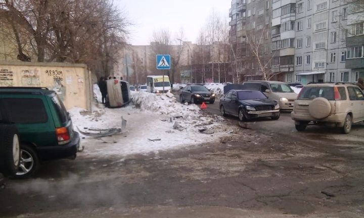 Жесткое ДТП в Советском районе попало на видео