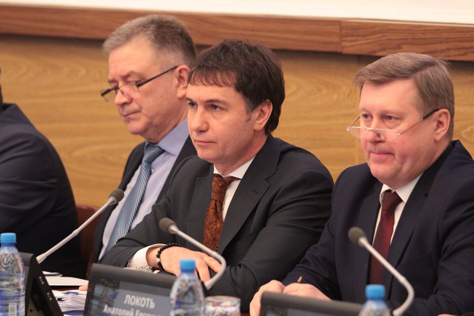 Дважды голосовать на выборах мэра новосибирцам не придётся