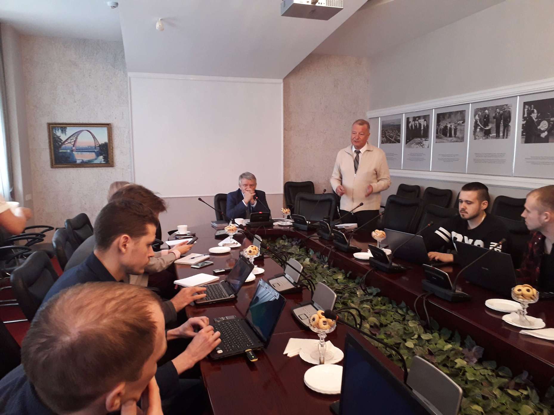 Валентин Пармон: жильё для учёных будет строиться за пределами