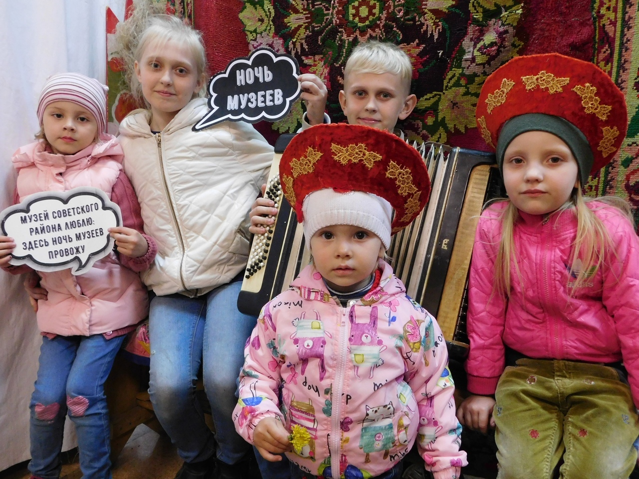 Люди и куклы встретились на ОбьГЭСе в музейную ночь