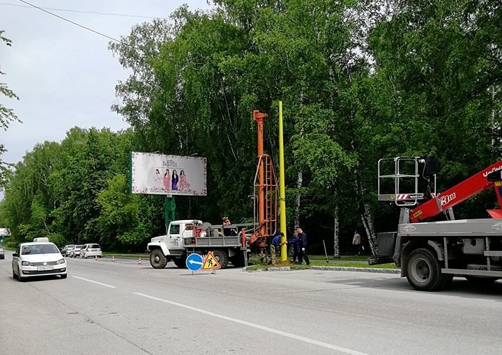 Инновационные столбы Академгородка будут подсвечиваться изнутри
