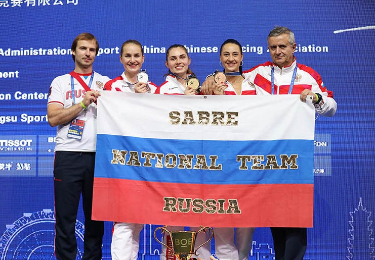 Золото и серебро чемпионата мира по фехтованию завоевали