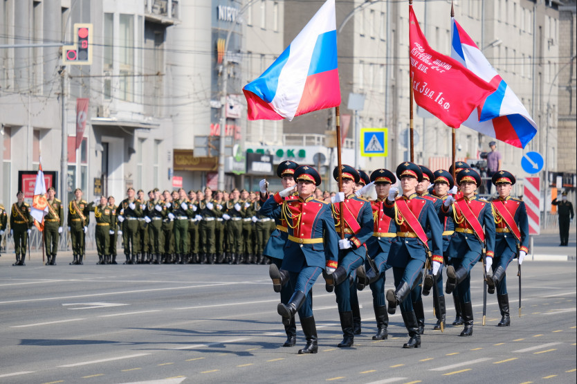 Парад Победы на площади Ленина посмотрели онлайн более полумиллиона
