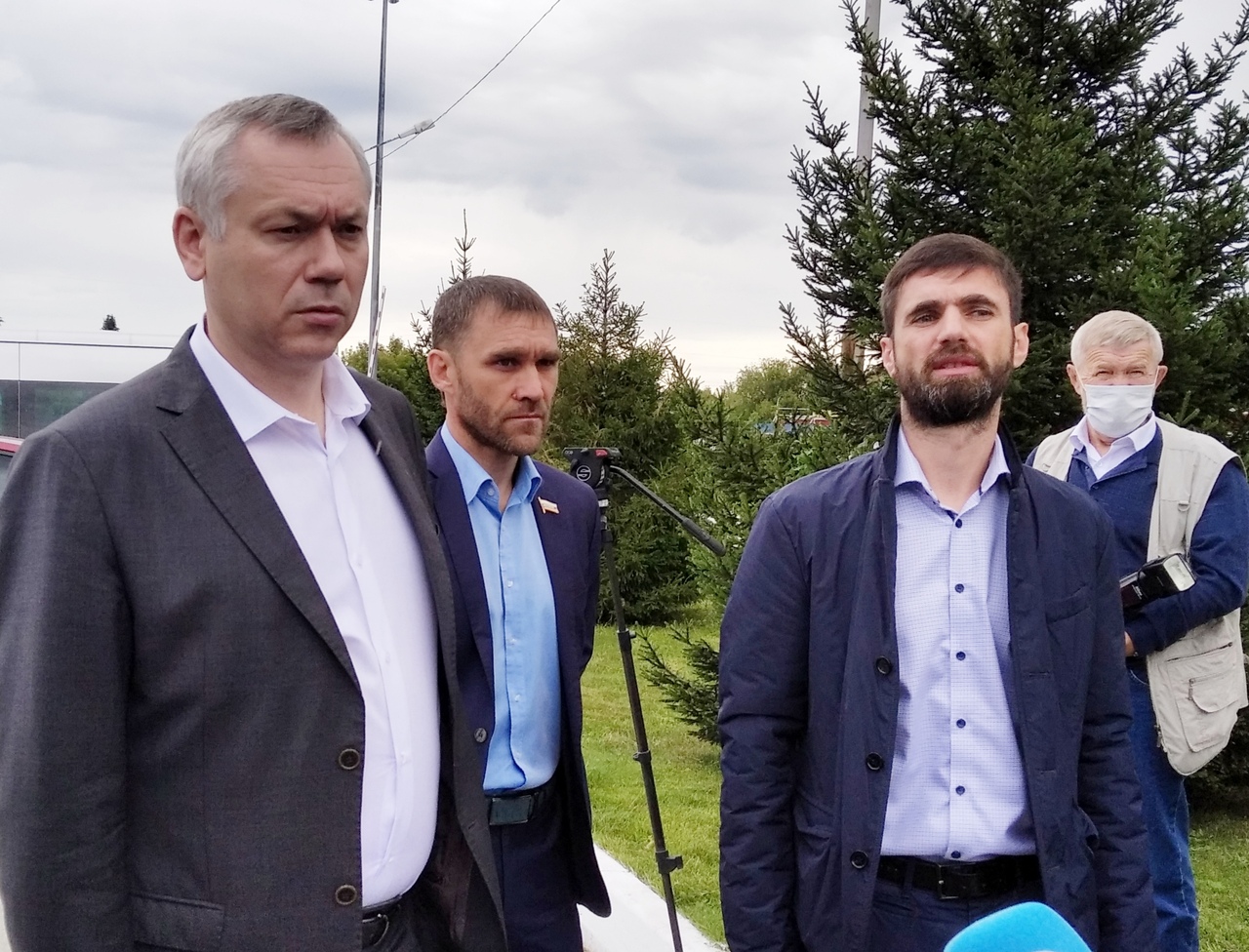 Алексей Толоконский ушел из мэрии Новосибирска в футбол