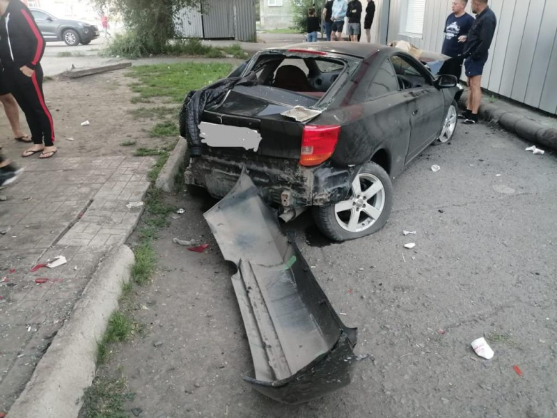 В Новосибирской области пьяный водитель сбил двух пешеходов на