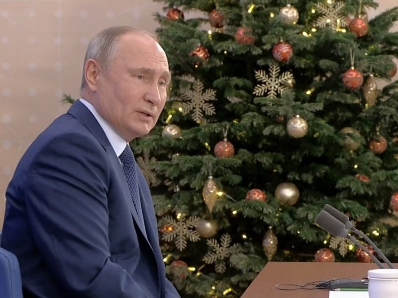 Выплата 5000 детям до 7 лет: как получить подарок Путина к Новому году