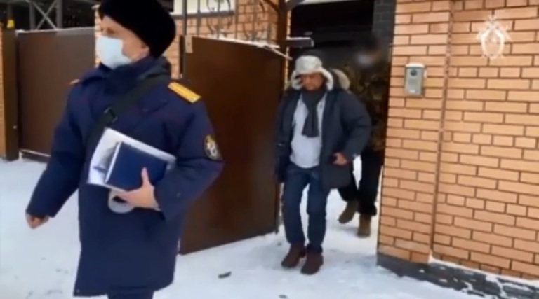Начальнику новосибирского ТУАД и его брату продлили арест
