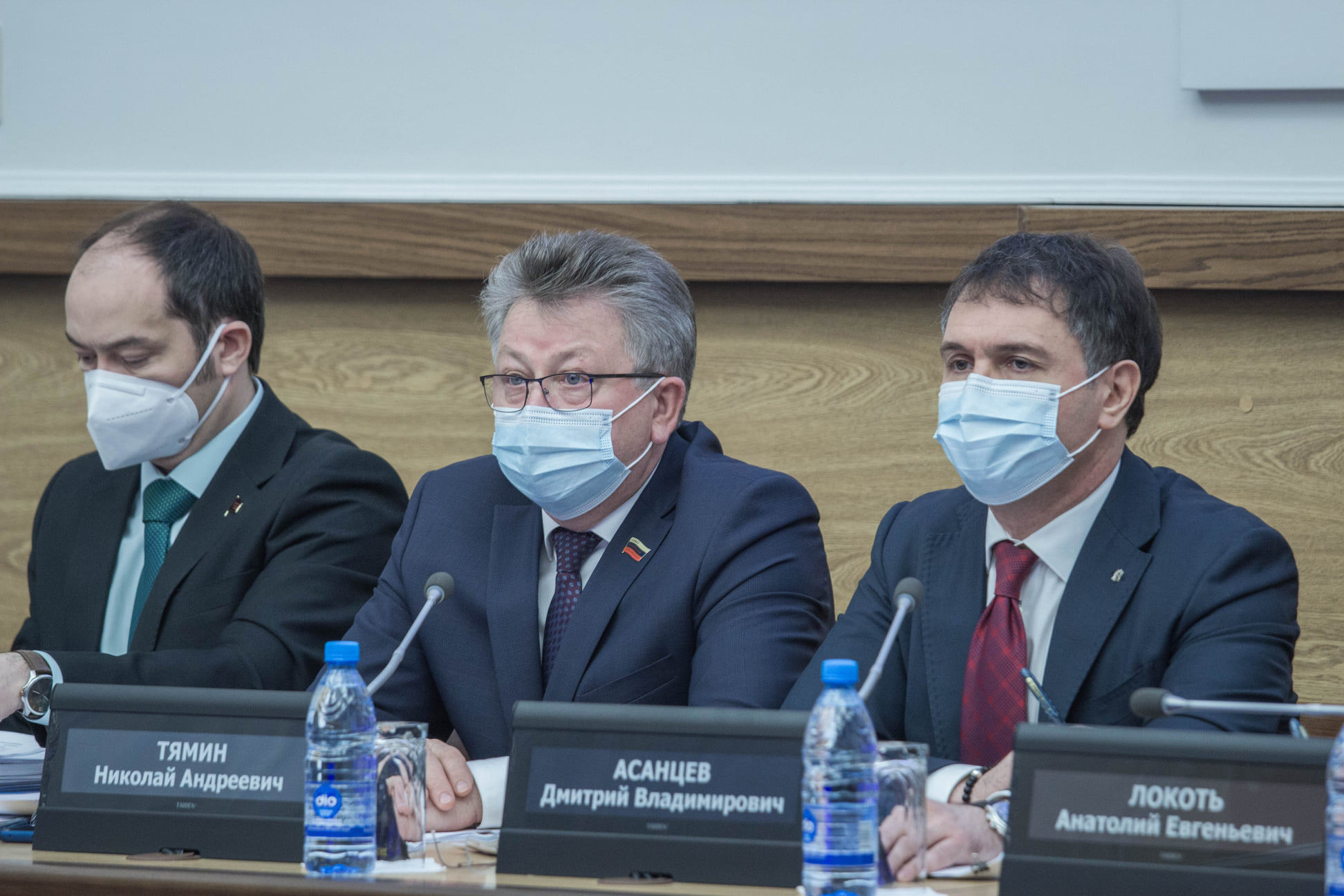 Доходы новосибирских депутатов засекретят от избирателей
