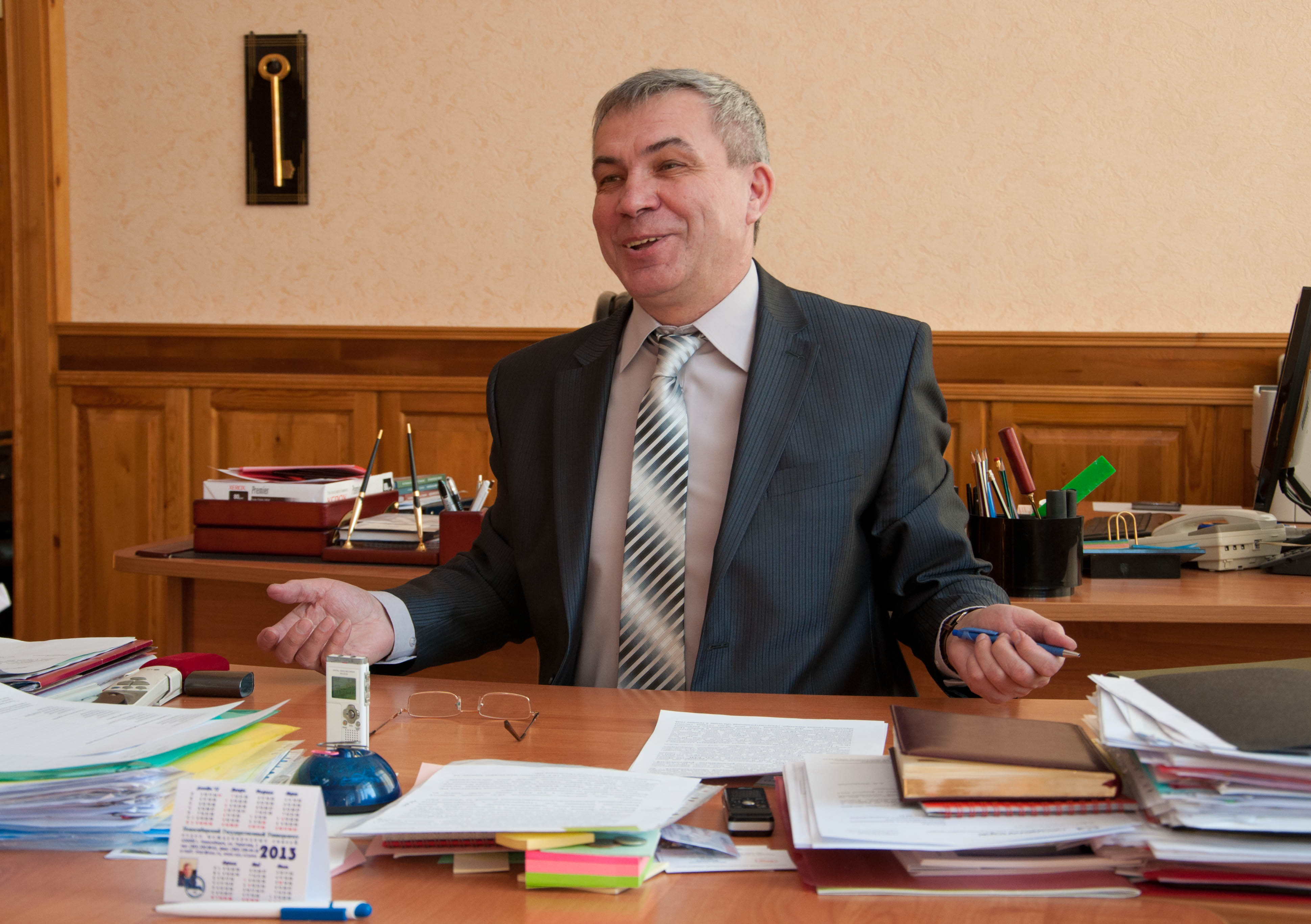 Самая высокая зарплата среди ректоров Новосибирска &ndash; у главы