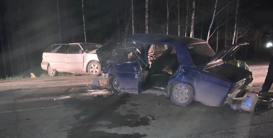 Шесть человек пострадали и один погиб в ночном ДТП под Новосибирском