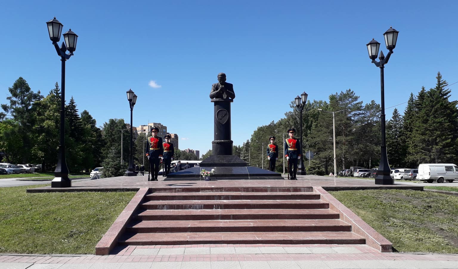 В Академгородке появятся столбы с подсветкой на пр. Коптюга