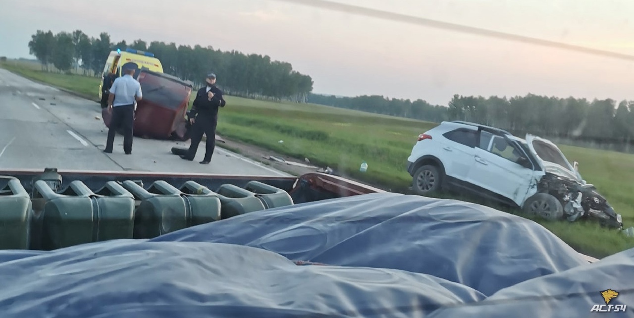Под Новосибирском в лобовом столкновении погиб водитель &laquo;Оки&raquo;