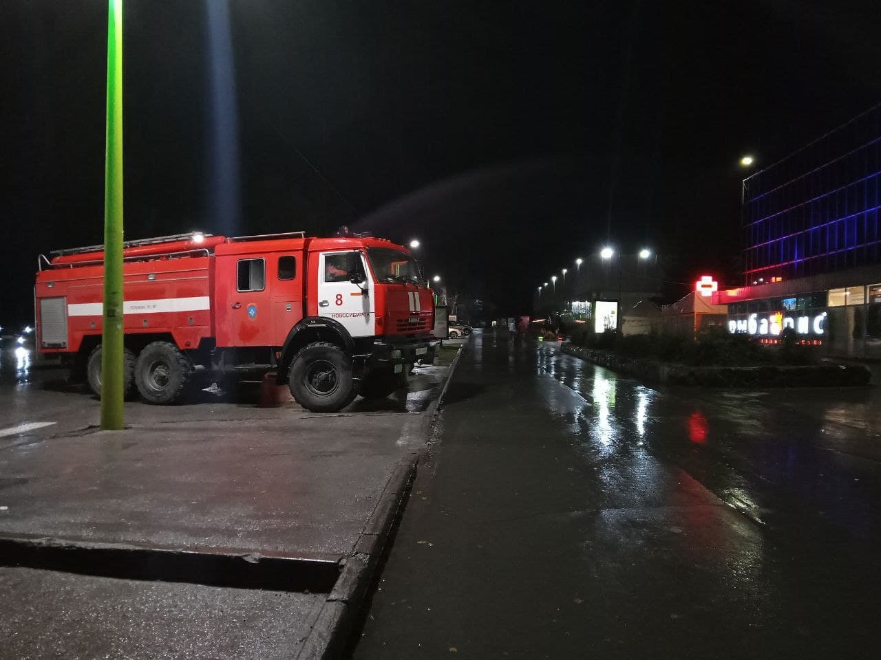 В ТЦ Академгородка ночью 4 октября искали бомбу