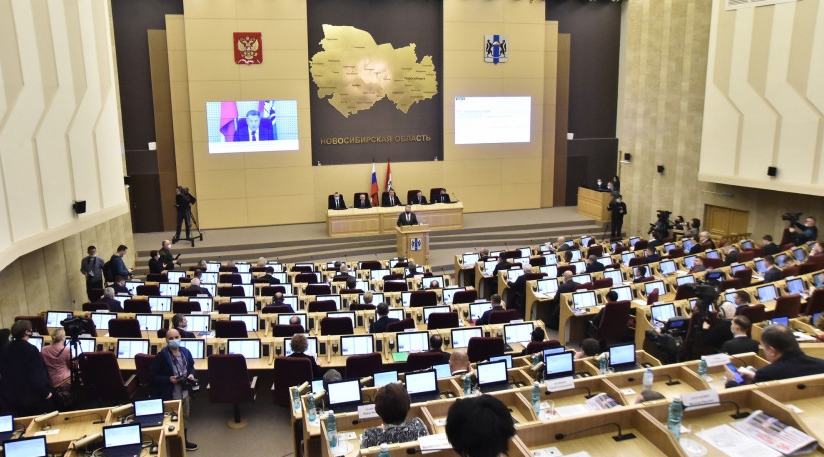 Отчётный доклад Андрея Травникова единогласно одобрен региональными