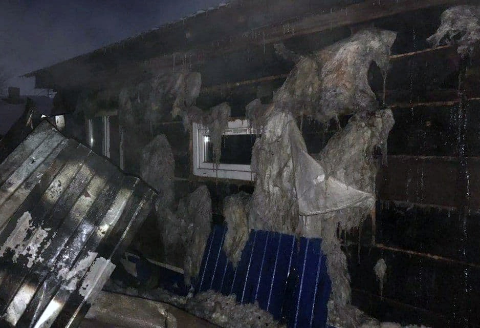СК проверяет факт гибели на пожаре многодетной матери под