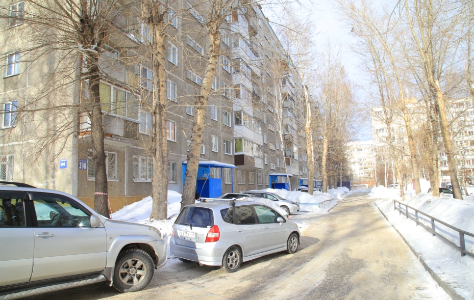 К началу паводка в Новосибирске очистят от снега 175 дворов из зоны
