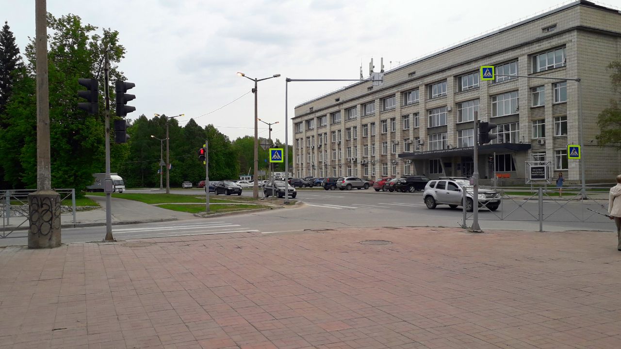 Несколько кандидатов наук из Академгородка записались добровольцами