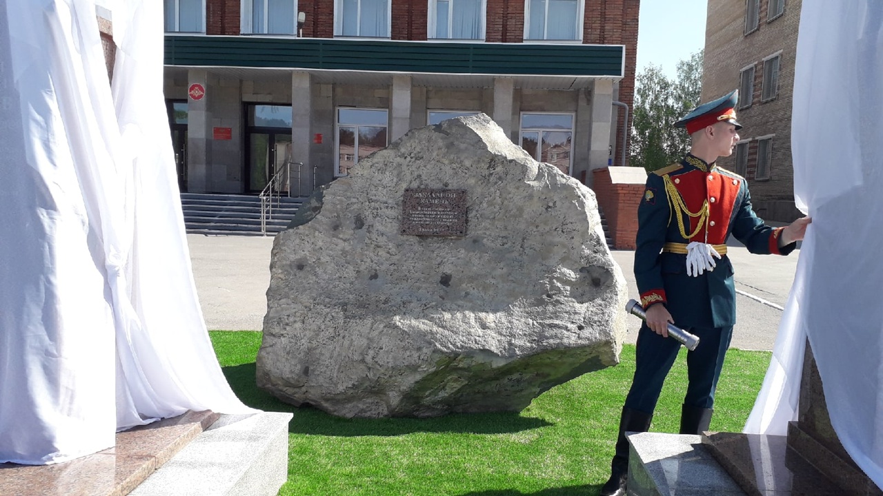 НВВКУ празднует свое 55-летие