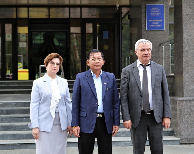 Новосибирский Академгородок посетил премьер-министр Мьянмы