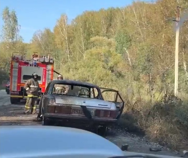 Под Новосибирском 3 человека пострадали из-за взрыва баллона в &laquo;Волге&raquo;