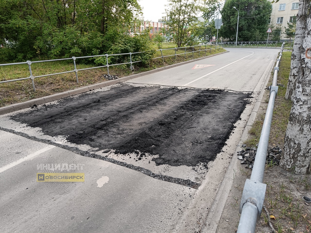 Новосибирец пожаловался на некачественный ремонт дороги в