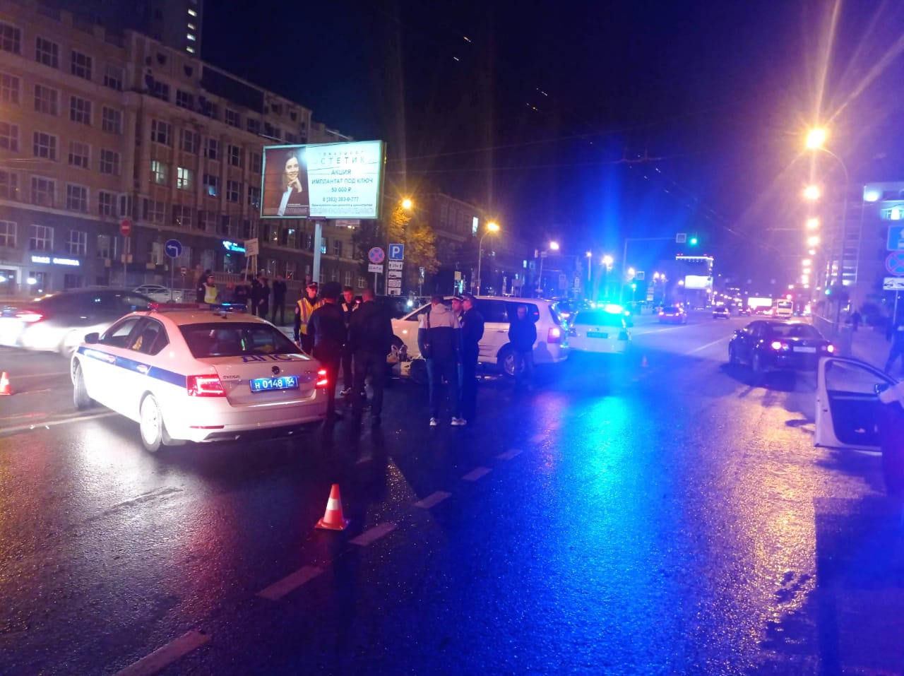 В центре Новосибирска погиб 24-летний мотоциклист на "Ямахе"