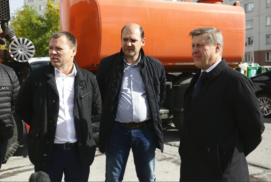 В Новосибирске стартовал дорожный ремонт на улице Татьяны Снежиной