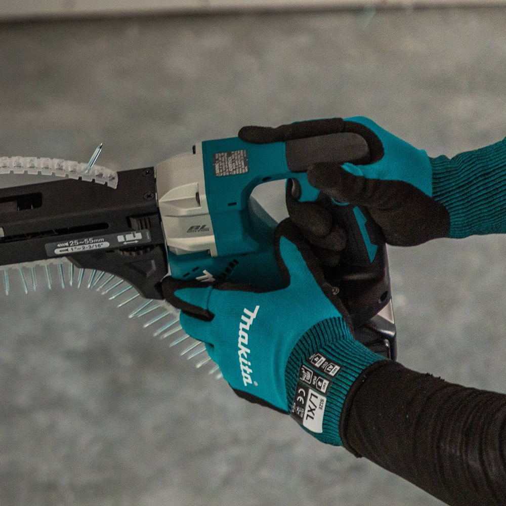 Makita представляет новый шуруповёрт Makita с автоподачей