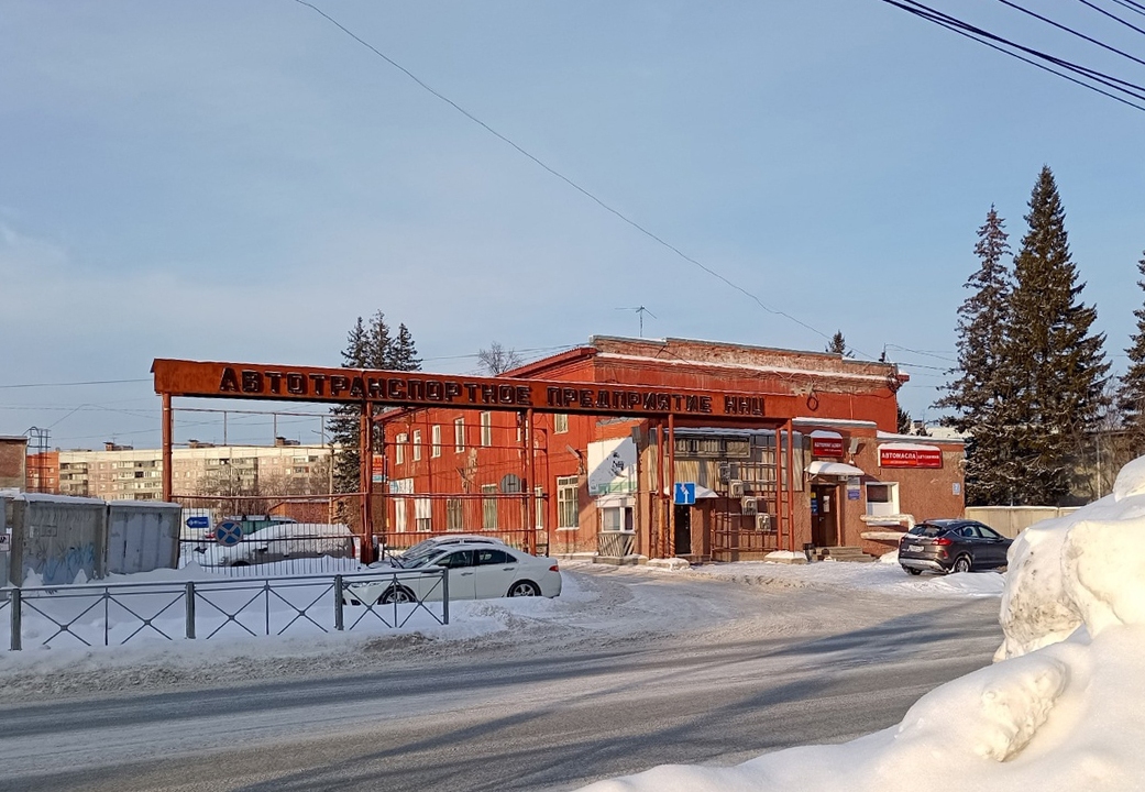 В Академгородке до конца февраля ограничат движение по улице