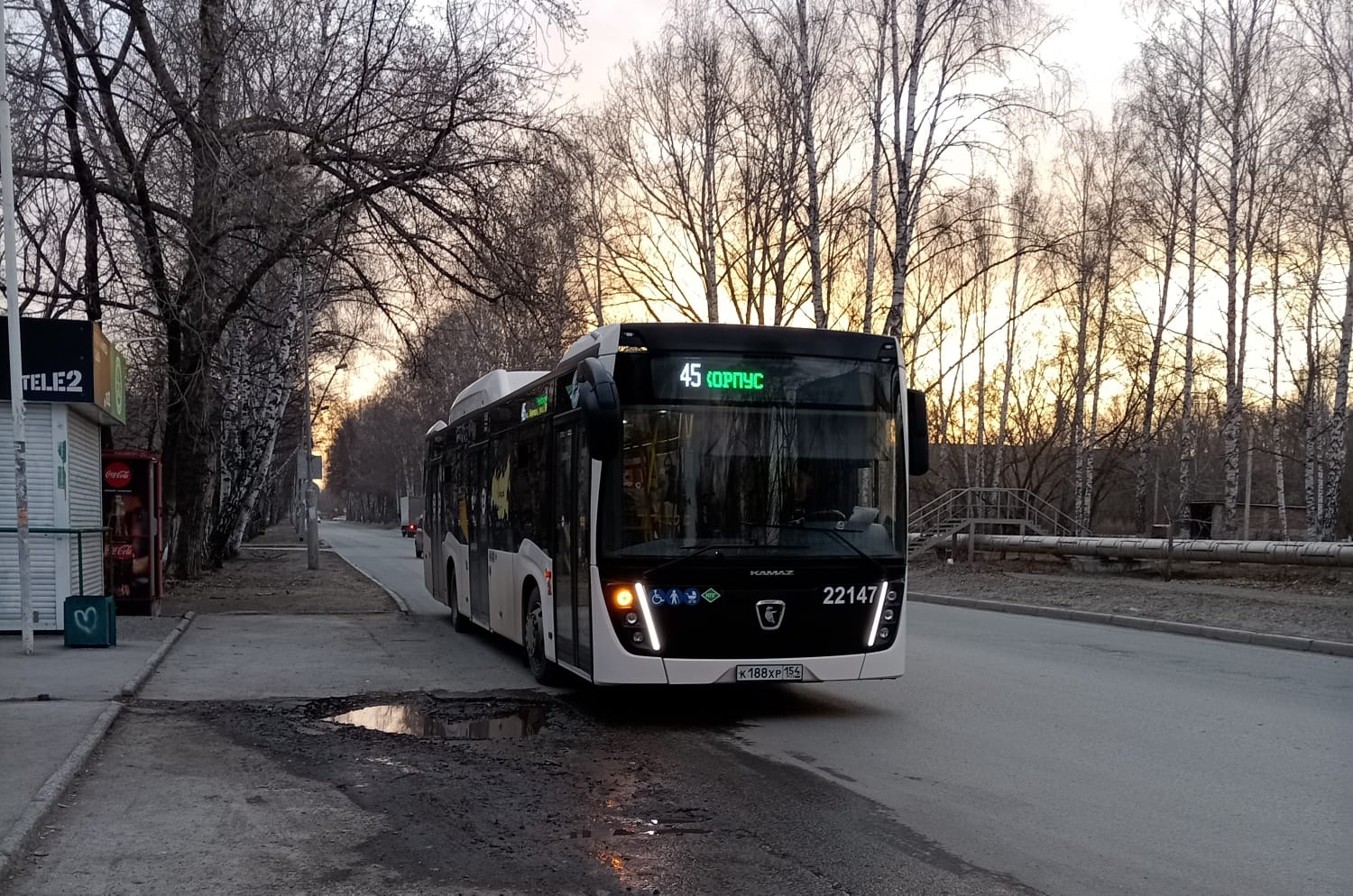 В Советском районе Новосибирска пассажир напал на водителя автобуса с