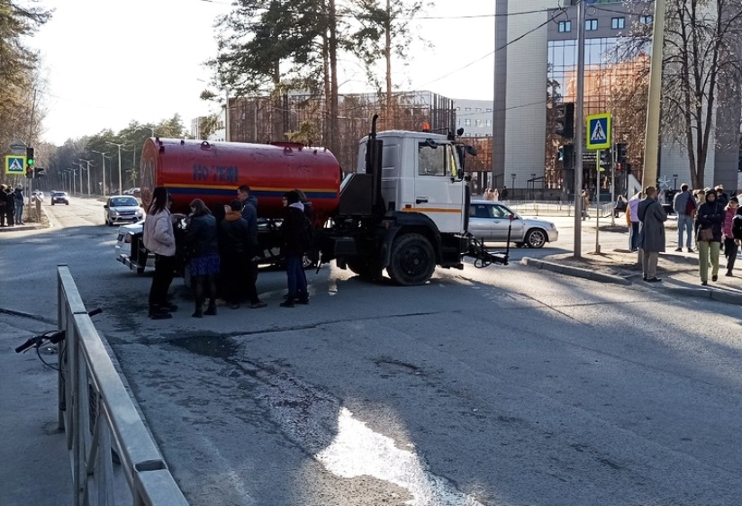 Жители Академгородка жаловались на громкую музыку концерта