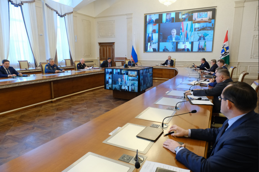 Новосибирский губернатор Травников поручил обеспечить безопасность