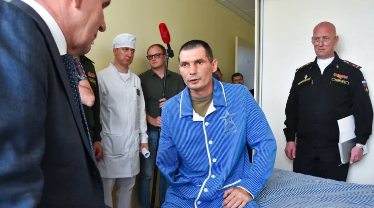 Александр Карелин вручил миллион уничтожившему &laquo;Леопард&raquo; бойцу СВО