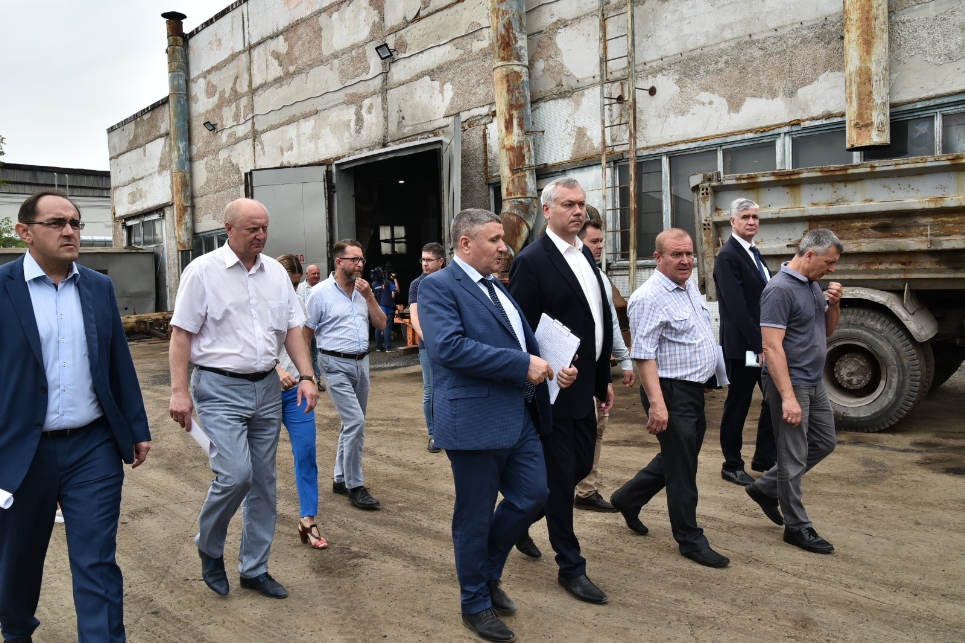 Андрей Травников назвал приоритеты в развитии городского хозяйства