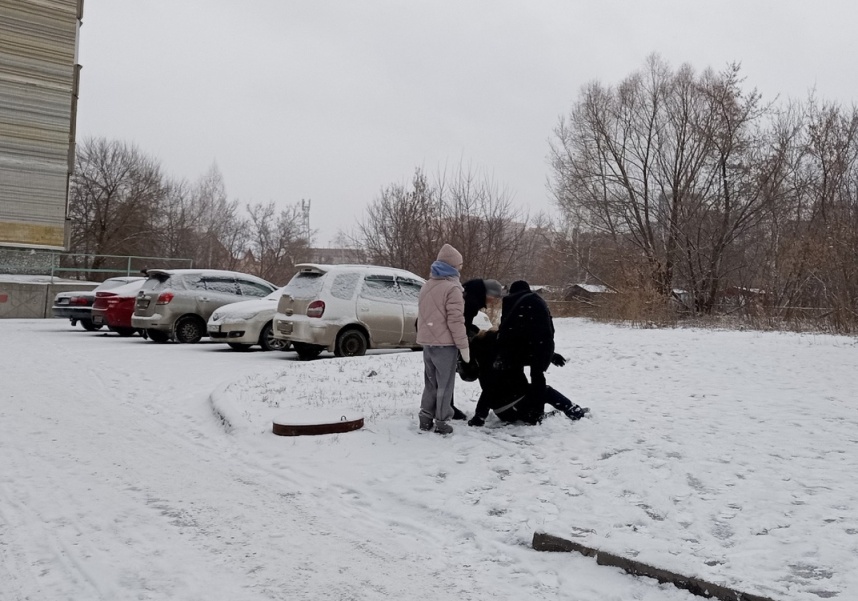 На выходных 29 жителей Советского района травмировались из-за гололеда