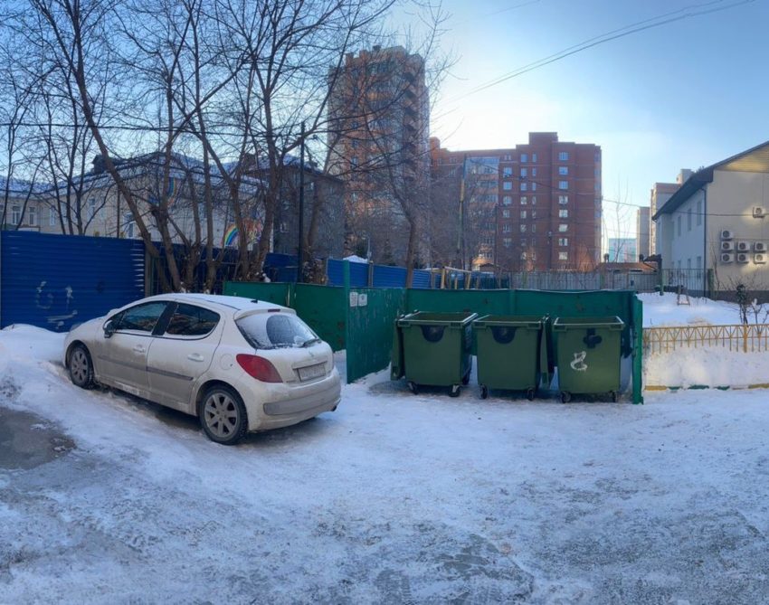 В Новосибирске грудной ребёнок найден в пакете у мусорных баков