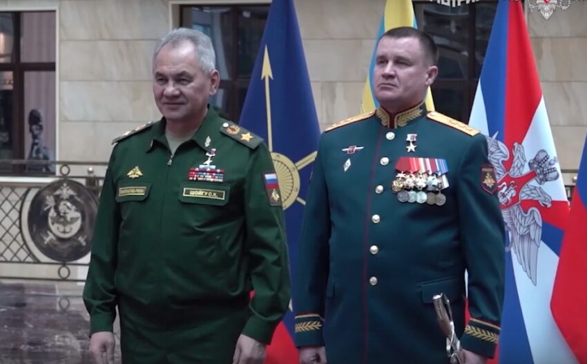 Выпускник НВВКУ генерал-полковник Андрей Мордвичев стал Героем России