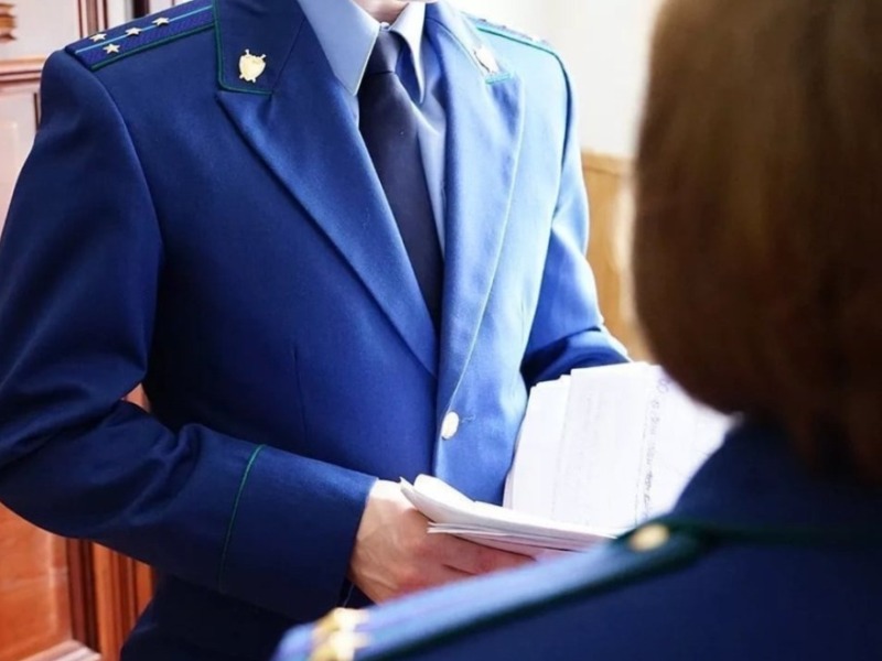 Экс-зампрокурора Новосибирской области потребовали посадить на 8 лет