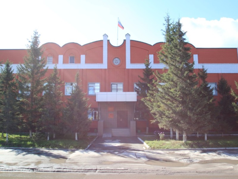 Экс-руководителя центра соцподдержки в Искитиме осудили за