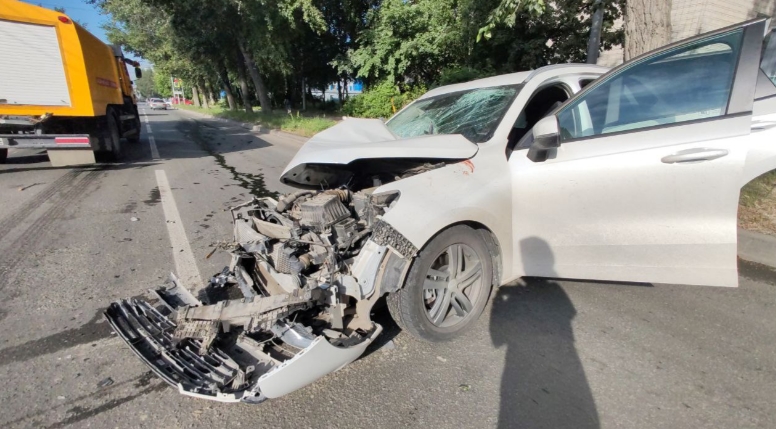 В Новосибирске пассажирка Haval погибла в ДТП с автобусом