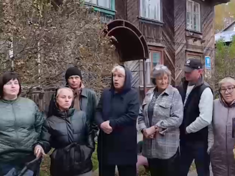 Жители ветхих домов на улице Ветлужской обратились в СМИ