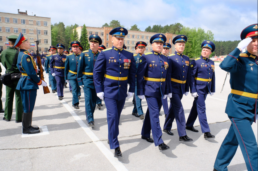 НВВКУ отметило своё 58-летие в новосибирском Академгородке