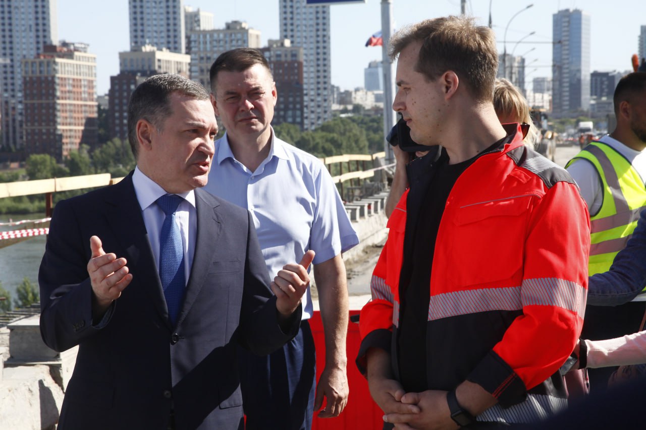В Новосибирске до конца года отремонтируют правую сторону