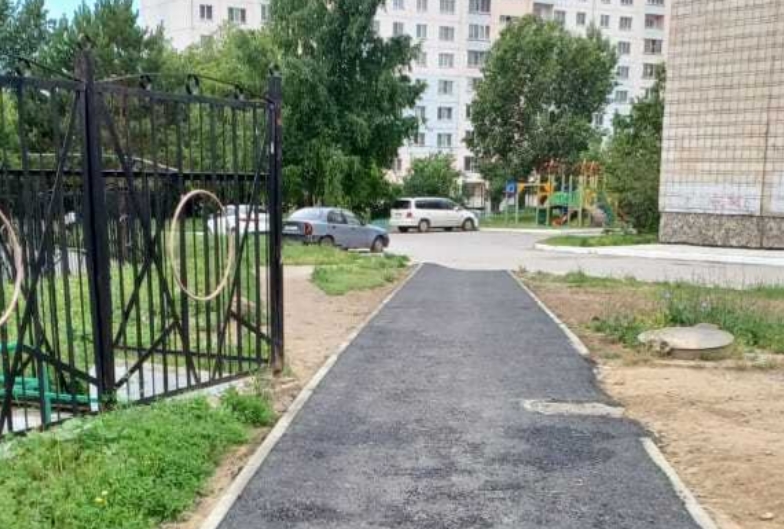 В Советском районе за лето обновили девять тротуаров