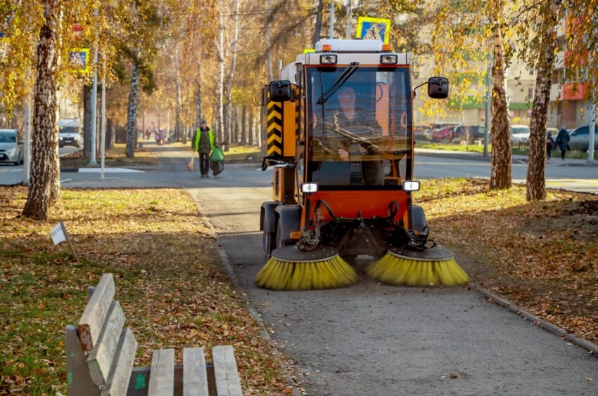 Для Новосибирска закупили 55 единиц новой спецтехники