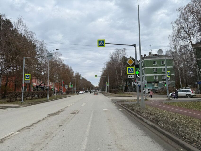 На Морском проспекте в Академгородке «Тойота» сбила молодую женщину