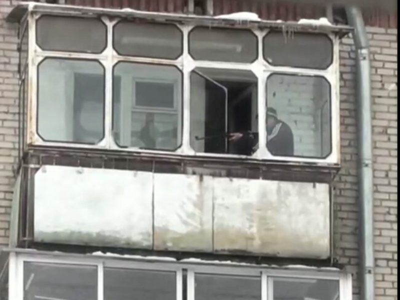 Полицейский отреагировали на инцидент с оружием в Бердске