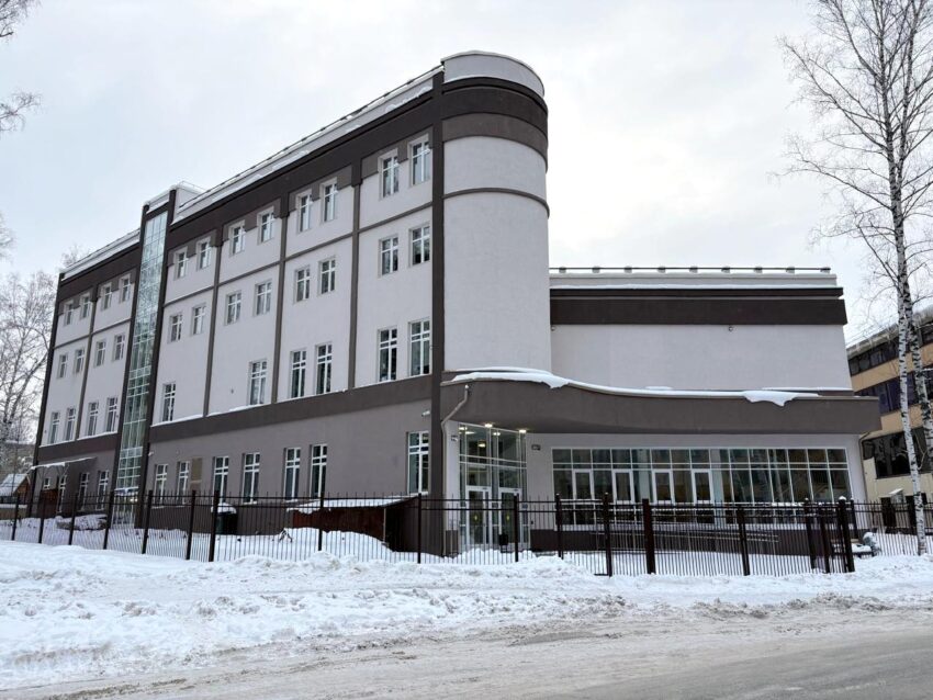 Крупнейшая музыкальная школа Новосибирска прошла главный контроль