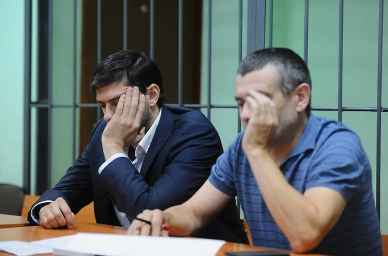 Сооснователь новосибирского стройхолдинга ПТК‑30 скрылся от суда