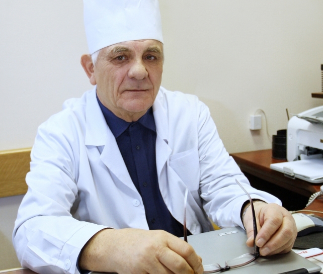 Ушёл из жизни легендарный новосибирский уролог, профессор Валентин